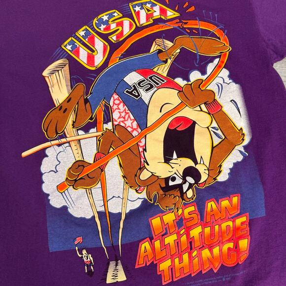 Vintage Taz USA IT'S AN ALTITUDE THING T-Shirt  Purple Single Stitch Size Large - Picture 2 of 8